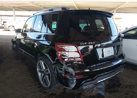 2015 Mercedes-Benz Glk 350 z USA, uszkodzony, nr VIN WDCGG5HB5FG378368